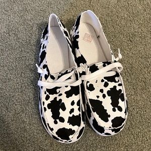 Shein Cow Print Shoes Size 40 (US 8)